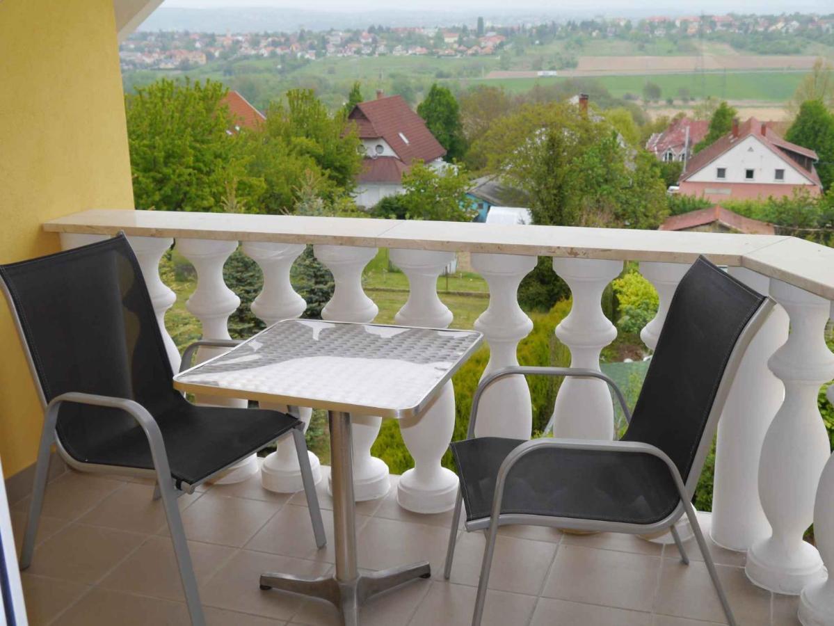 Apartments In Alsopahok/Balaton 27597 Ngoại thất bức ảnh